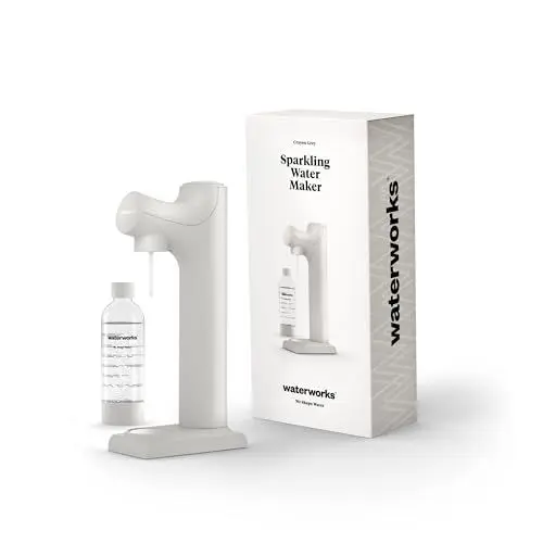 Produktbild: waterworks Shape Carbobator Wassersprudler Set aus erneuerbarem Recycling Kunststoff inkl. 1L BPA-freier Plastikflasche, Crayon Gray