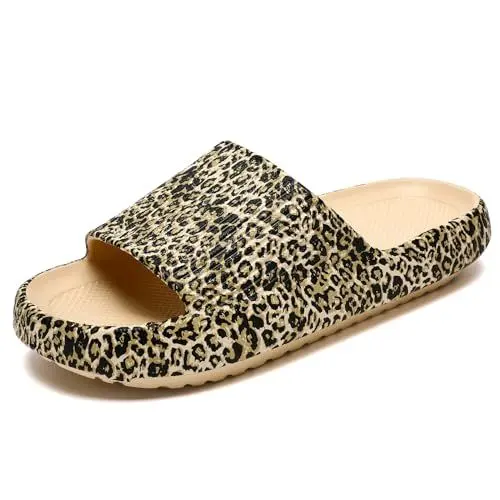 Produktbild: Waysoland Badelatschen Damen Herren,Wolkenschuhe Damen Airfoot Wolken Rutschfest Schnell Trocknend Super Bequeme Dicke Sohle Sandalen Sommer Garten Badeschuhe(Leopard,36/37 EU)