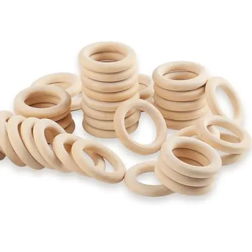 Produktbild: WELHAEPI Holzringe zum Basteln, 40 Stk Holz Ringe, Natürliche Holz Makramee Ringe, Unvollendete Hölzern Holzringe für DIY Schmuck Armband Makramee Anhänger Hängende Dekoration Ringe - 55mm