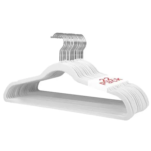Produktbild: Wellong Kleiderbügel Samt, 42 cm rutschfeste Filz Bügel, Stabile Anzugbügel mit Schulterkerben, Platzsparende Kleiderbügel für Mäntel, Hosen, Silbe, 22 Stück – Weiß