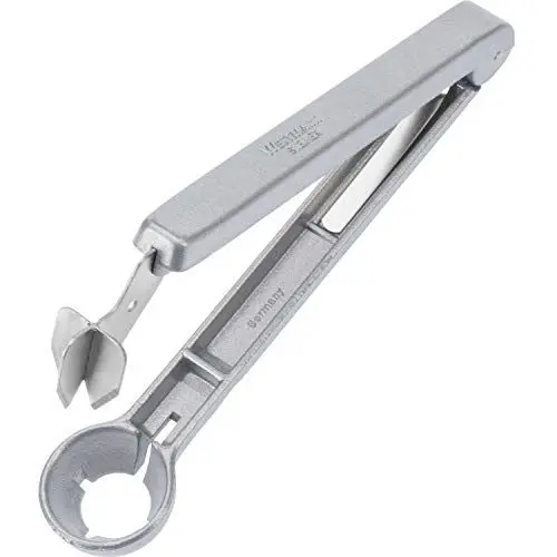 Produktbild: Westmark Pflaumenentsteiner für küchenfertig entsteinte Zwetschgen, 16,7 cm lang, Aluminium, lebensmittelecht beschichtet, Edelstahlklinge, Steinex, Silber, 40102260