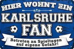 Produktbild: 20x30cm Blechschild für Fußball Fans, hier wohnt ein Karlsruhe Fan – Wandschild, Türschild, Torschild, lustiger Fussball Spruch, Fanartikel