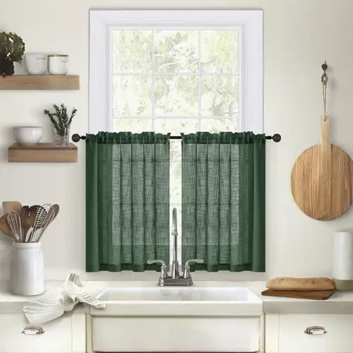 Produktbild: Whoiy Kurzgardine Dunkelgrün 2er Set 93.5 cm Höhe, Scheibengardine Küche Halbtransparent Leinenoptik Modern Bistrogardinen Einfarbig Wohnzimmer Landhaus Küchenvorhang 93.5x63.5cm