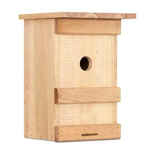 Produktbild: Windhager Nistkasten Birdy, Vogelhaus Brutkasten Nisthilfe Vogelnistkasten, aus Massivholz, inklusive Aufhängevorrichtung, 17 x 17 x 24,5 cm, 06961, Holz