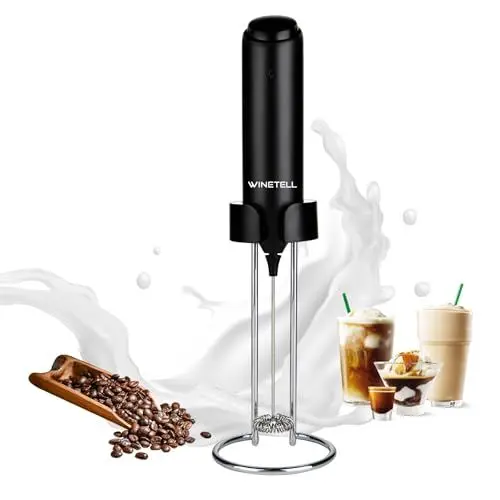 Produktbild: WINETELL Elektrischer Milchaufschäumer, wiederaufladbar, Handaufschäumer, Kaffeeschäumer mit USB-C-Ladeständer, leistungsstarker Schneebesen, Getränke-Mixer für Lattes, heiße Schokolade, Matcha usw