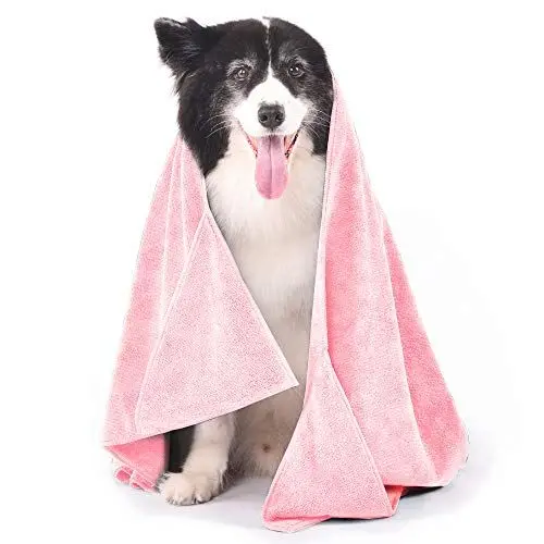 Produktbild: Winthome Hundehandtuch Extra Saugfähig - Schnell Trocknend, Mit Taschen, Mikrofaser Weich, Hundebademantel für Große Mittelgroße Kleine Hunde/Katze (77x127cm, Rosa)