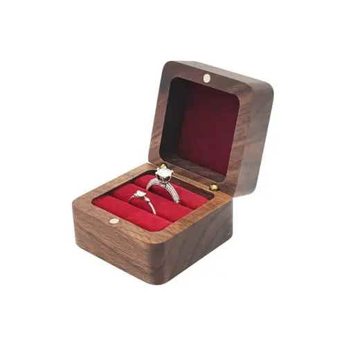 Produktbild: WisePoint Ringschachtel, Mini Jewelry Geschenkbox mit Doppeltem Schlitz, Quadratische Hochzeit Ringschachtel für Ring, Retro Ringe Aufbewahrung für Hochzeit, Zeremonie (rot)