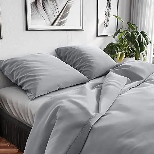 Produktbild: Wolkenfeld Bettwäsche 200x220 Baumwolle Hellgrau - Atmungsaktiv - 3teilig - 1x Bettbezug 200x220 + 2X Kissenbezug 80x80 - Light Grey