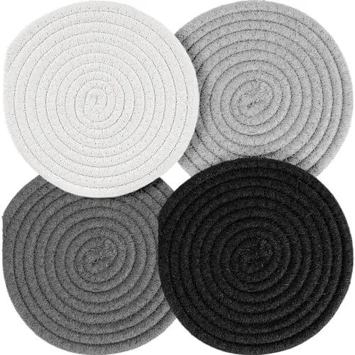 Produktbild: Wowlela 4 Stück Topfuntersetzer Set, 18cm Tischsets 4 Farben Runde Geflochtene Untersetzer Topf, Untersetzer Baumwolle Faden Weben Matte Heißer Topf Halter Topflappen für Esszimmer, Büro, Küche, Hotel