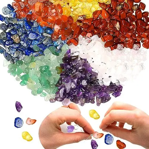 Produktbild: XIANNVXI 7 Chakra 400pcs Perlen zum Auffädeln Kristalle Perlen Kristall Steine Perlen für Armbänder Ketten Ohrringe Schmuck Machen Crafting Natürlichen Unregelmäßige Gebohrt DIY Edelsteine 5-8mm