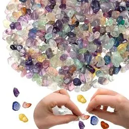 Produktbild: XIANNVXI Perlen für Armbänder Fluorit 400 Stück Edelstein Perlen zum Auffädeln Kristalle Perlen Set Ketten Ohrringe Armbänder Selber Machen Schmuck Selber Machen Set Unregelmäßige DIY Edelsteine 5-8mm