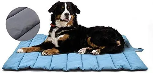 Produktbild: XIAPIA wasserdichte Hundematte für Outdoor, Waschbares Hundebett, Antistatik, Hygienisch, Faltbar, Große Reisedecke für Haustier 110 x 68 cm (Blau/Grau)