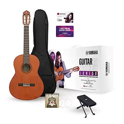 Produktbild: Yamaha GuitarGo - Starter Set Junior – Akustikgitarren-Set für junge Anfänger und Wiedereinsteiger – Inkl. Gigbag, digitales Stimmgerät für iOS, Fußbank und mehr