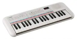 Produktbild: Yamaha Remie PSS-E30 Mini Keyboard, weiß – Kompaktes, tragbares Keyboard für Kinder mit Mini-Tastatur und tollem Klang – Mit Mini-Kopfhöreranschluss