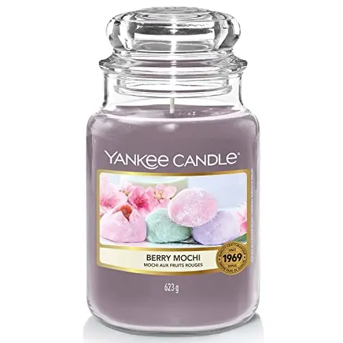 Produktbild: Yankee Candle Duftkerze Berry Mochi | Große Kerze im Glas | Sakura Blossom Festival Collection | Brenndauer: bis zu 150 Stunden | Toll zum Verschenken