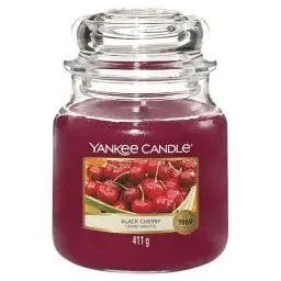 Produktbild: Yankee Candle Duftkerze im Glas (mittelgroß) | Black Cherry | Brenndauer bis zu 75 Stunden