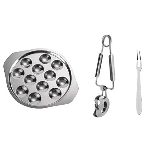 Produktbild: Yardwe 3 Stücke Meeresfrüchte Werkzeug Set mit Zange und 12 Löcher Schneckenpfanne Schneckenschale Schnecken Pfanne Escargot Teller Edelstahl Speisenteller für Hotel Restaurant