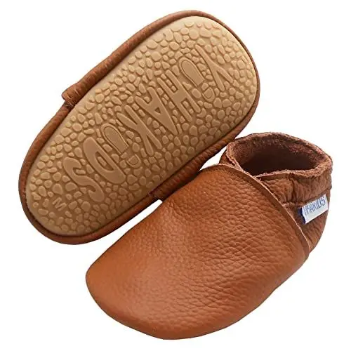 Produktbild: YIHAKIDS Krabbelschuhe Baby Lauflernschuhe Jungen Mädchen Weicher Leder Babyhausschuhe Kleinkind Einfarbig Rutschfeste Lederschuhe mit Gummisohle für Baby (Size M, Khaki, 6-12 Monate, 21/22 EU)