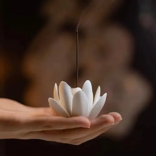Produktbild: Yiilead Lotus Räucherstäbchenhalter,Keramik-Räuchergefäß Blumenstab,Handgefertigter Brenner für Räucherstäbchen mit Asche-Auffangschale, ideal für Heimdekoration, Meditation und Yoga,2,1 Zoll