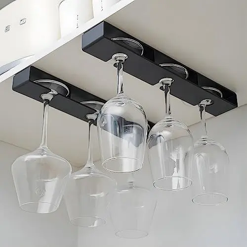 Produktbild: yozhch Weinglas-Regal, selbstklebend, Weinglashalter, ohne Bohren, Kunststoff, Weinglas-Aufbewahrung, Organizer, Aufbewahrungsaufhänger unter dem Schrank, Stielglas-Regal, Schwarz, 2 Stück