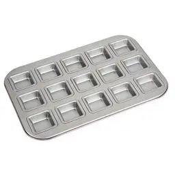 Produktbild: Zenker creative studio Snack-Backblech, Backform für Blätterteig, Backblech mit Antihaftbeschichtung für 15 Snacks, kreatives Backen (Farbe: rosa, silber), Menge: 1 Stück