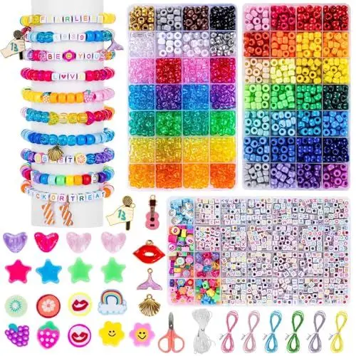 Produktbild: zenmag 56 Farben Pony Perlen Für Armbänder, 6x9mm Fädelperlen Mit Großem Loch, Perlen zum Auffädeln, Pony Beads, 600 Buchstabenperlen und Muster Perlen Clay Perle, für DIY Schmuck Halskette Machen