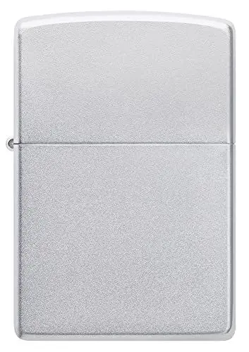 Produktbild: Zippo Sturmfeuerzeug - Satin Chrome mit seitlicher Flammengravur - Nachfüllbar - Wiederverwendbar - Windfestes Design - Geschenkbox - Made in USA - Amazon Exclusive