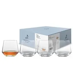 Produktbild: Zwiesel Glas Whiskyglas Pure (4-er Set), stilvolle Tumbler für Whisky, spülmaschinenfeste Tritan-Kristallgläser, Made in Germany (Art.-Nr. 122319)