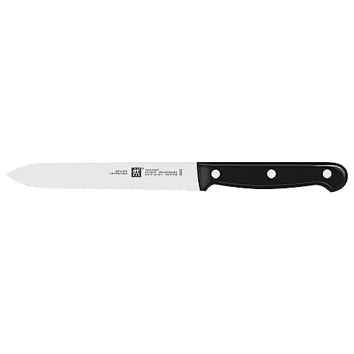 Produktbild: ZWILLING Twin Chef Universalmesser, Klingenlänge: 13 cm, Klingenblatt mit Wellenschliff, Rostfreier Spezialstahl/Kunststoff-Griff im Nietendesign, Schwarz